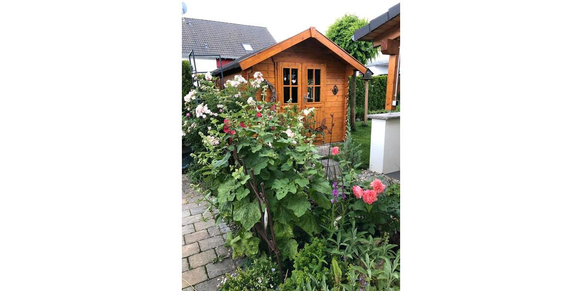 Einfamilienhaus Neustetten - 4.5 Zimmer, 127 m&sup2;, 1.680&euro; | Angebot:25840549
