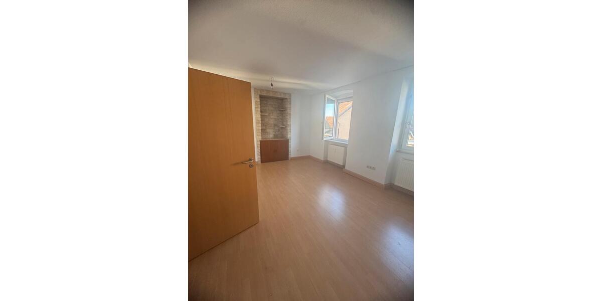 Helle 2-Zimmer-Wohnung mit Terrasse 2 zimmer