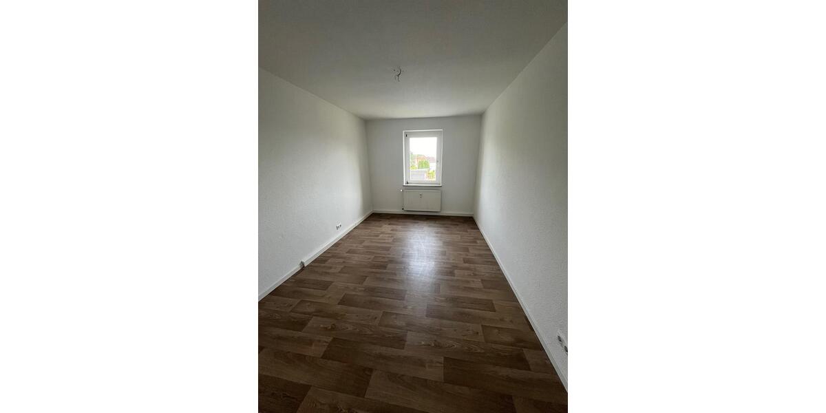 Erdgeschoßwohnung Reichenbach im Vogtland - 3 Zimmer, 62 m&sup2;, 330&euro; | Angebot:26008287