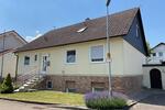 Erdgeschoßwohnung Bretten - 4.5 Zimmer, 130 m&sup2;, 1.160&euro; | Angebot:26699388