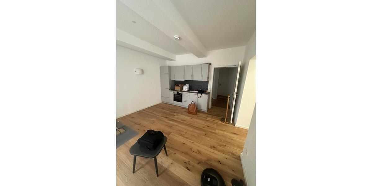 Etagenwohnung Landshut - 2.5 Zimmer, 68 m&sup2;, 1.175&euro; | Angebot:26621745