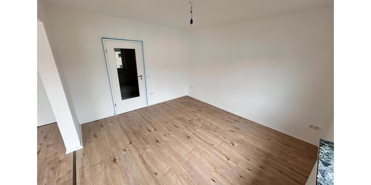 Etagenwohnung Bielefeld Heepen - 4 Zimmer, 100 m&sup2;, 1.150&euro; | Angebot:26252182