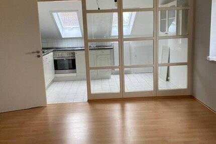 2 Zimmer Wohnung zu vermieten