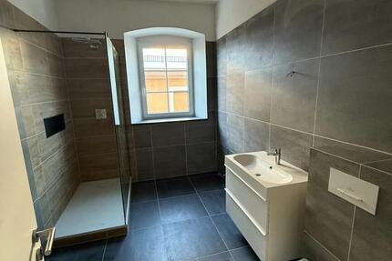 Exklusive Wohnung im Herzen von Hof 1 zimmer