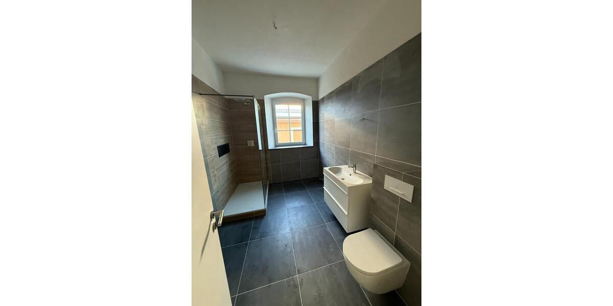 Exklusive Wohnung im Herzen von Hof 1 zimmer