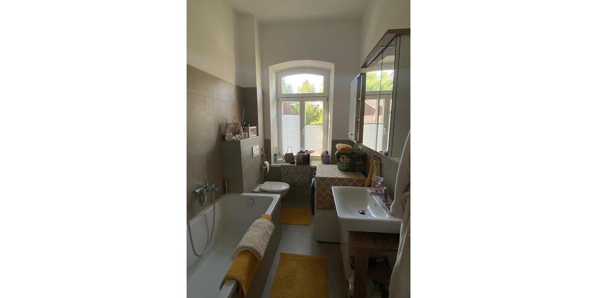 2-Raumwohnung mit Balkon, Einbauküche, Badmöbel & Stellplatz 2 zimmer