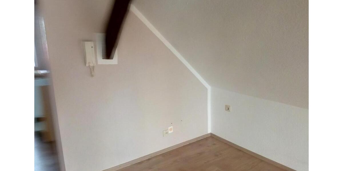 Dachgeschoßwohnung Borken (Hessen) - 1 Zimmer, 40 m&sup2;, 330&euro; | Angebot:25455171