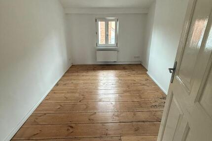 Wohnung Strausberg - 3 Zimmer, 78 m&sup2;, 1.000&euro; | Angebot:25234196