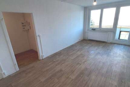 Wohnung Cottbus Ströbitz - 1 Zimmer, 34 m&sup2;, 289&euro; | Angebot:27030226