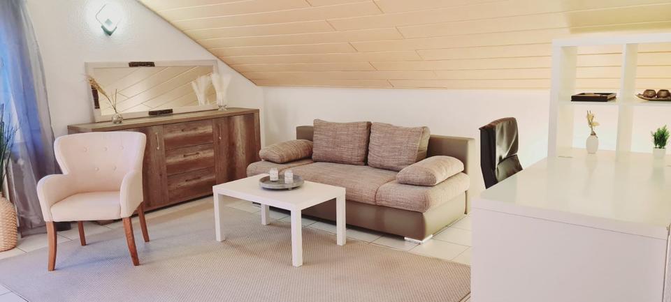 Möblierte 3 bis 4-Zi.-Whg. - zentral & ruhig (Langensteinbach) zimmer