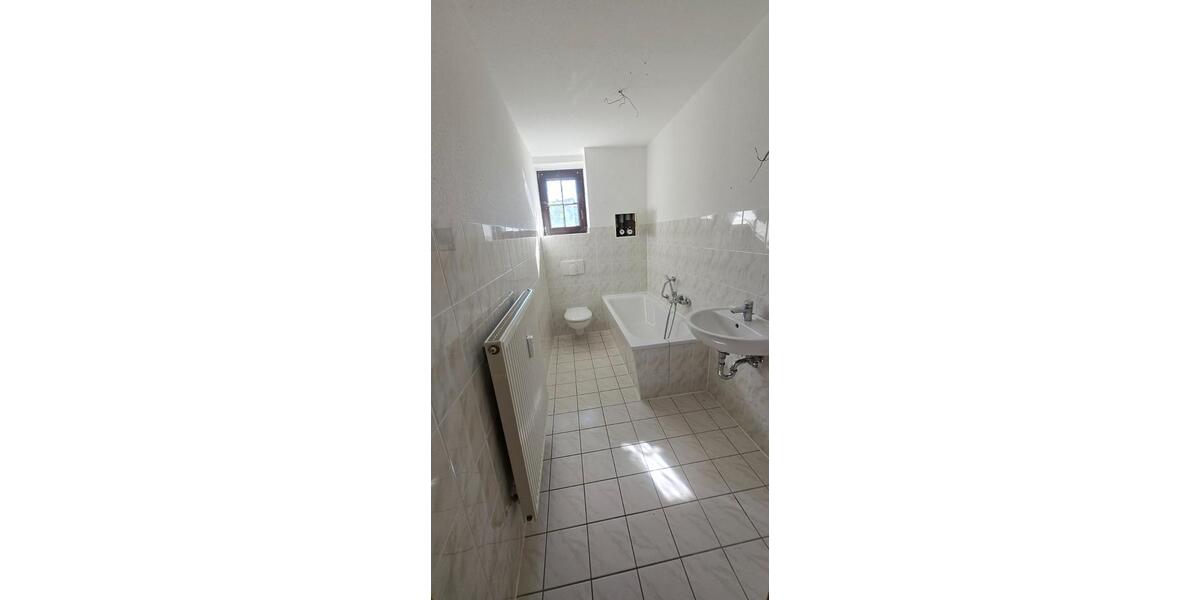 Erdgeschoßwohnung Hainichen - 5 Zimmer, 116 m&sup2;, 638&euro; | Angebot:24254651