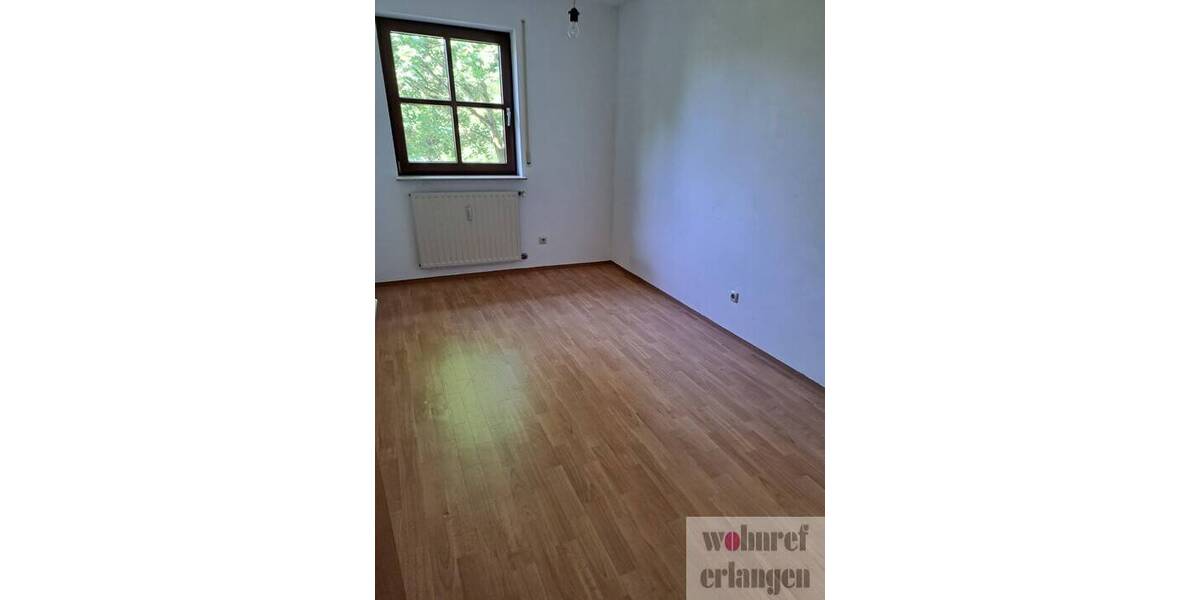 Etagenwohnung Buckenhof - 4 Zimmer, 93 m&sup2;, 1.250&euro; | Angebot:25731156