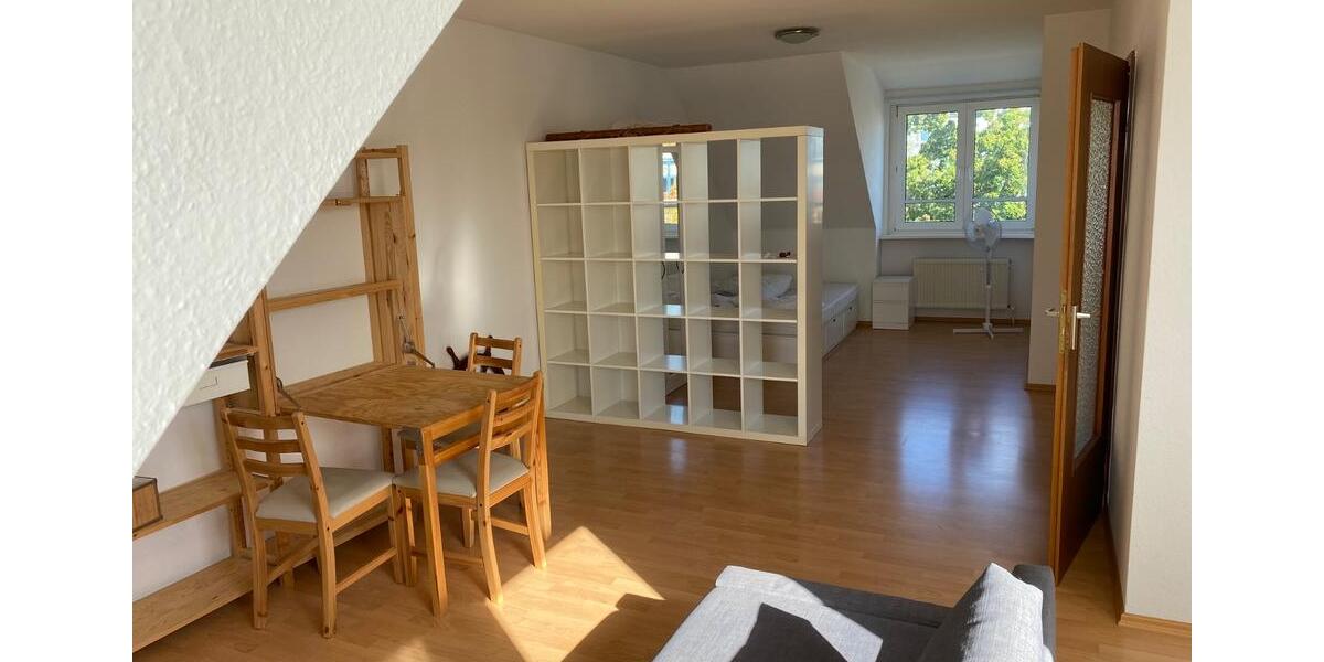 Dachgeschoßwohnung Berlin Reinickendorf - 1.5 Zimmer, 50 m&sup2;, 650&euro; | Angebot:25237105