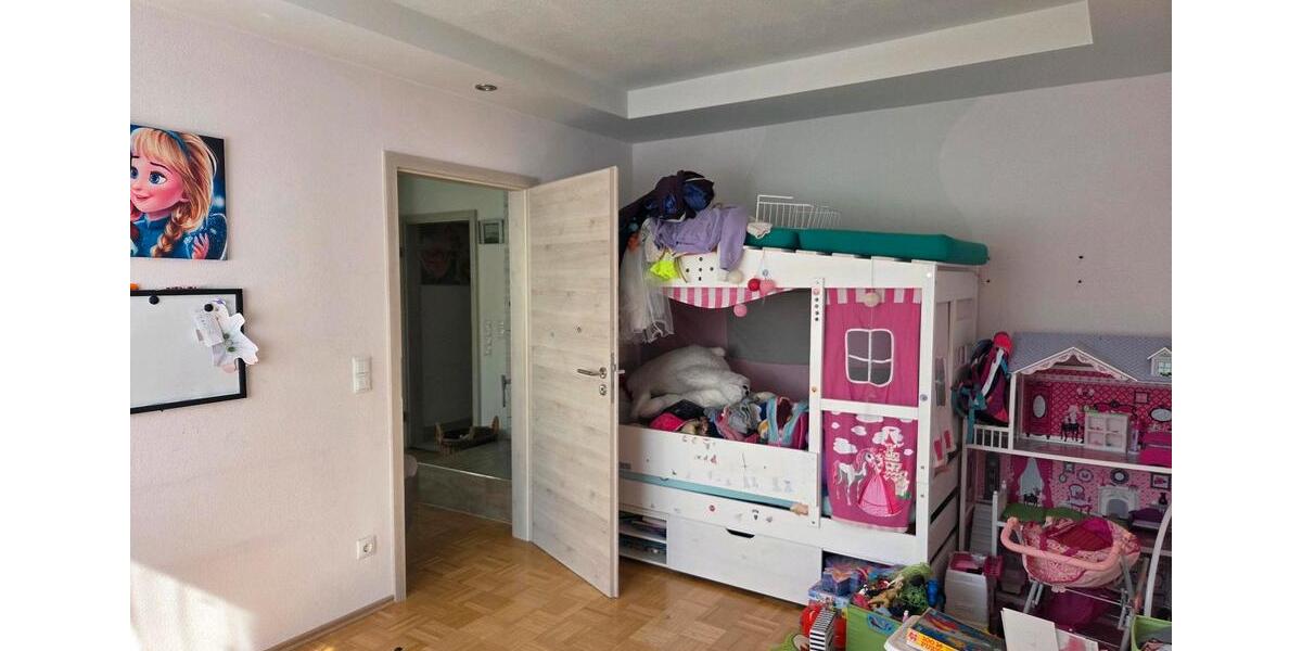 Etagenwohnung Eggolsheim - 4.5 Zimmer, 130 m&sup2;, 1.350&euro; | Angebot:25821320
