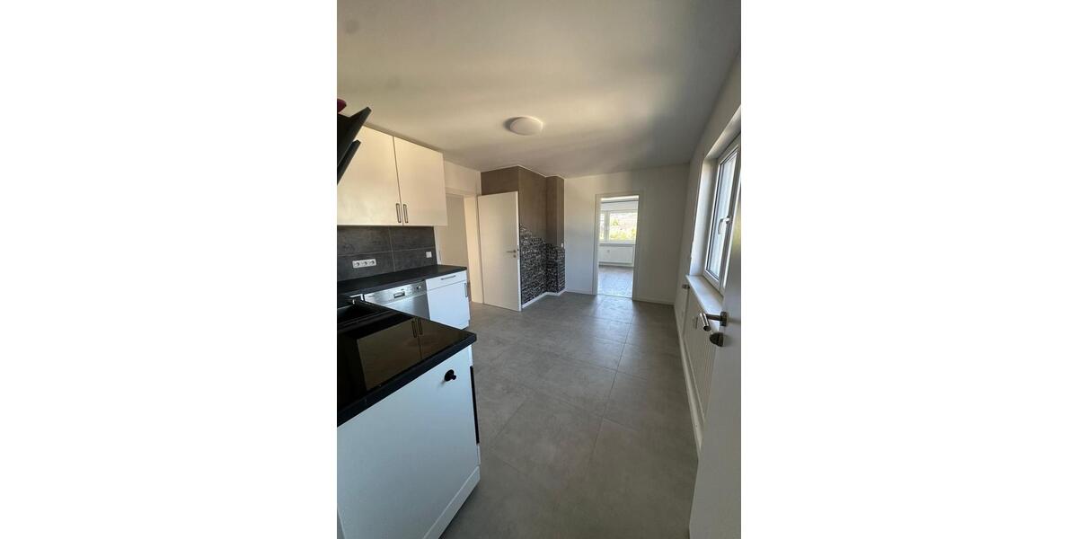 Etagenwohnung Hösbach - 3 Zimmer, 82 m&sup2;, 950&euro; | Angebot:26535731