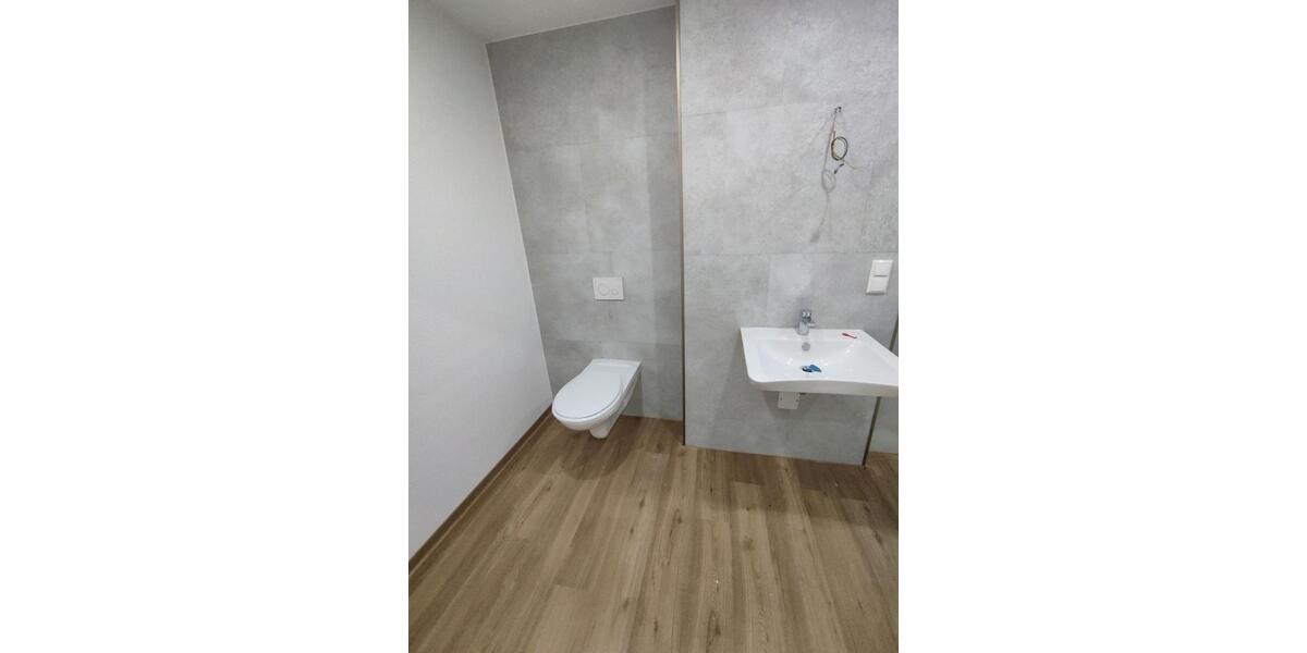 Etagenwohnung Stendal - 2 Zimmer, 76 m&sup2;, 596&euro; | Angebot:24677927