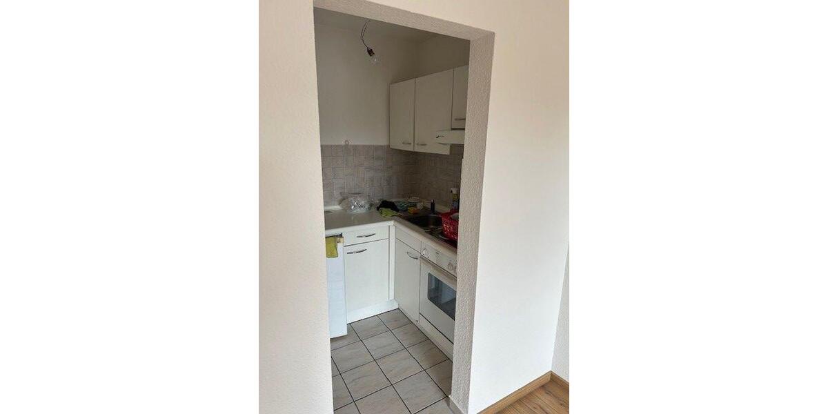 Dachgeschoßwohnung Großheirath - 1 Zimmer, 35 m&sup2;, 350&euro; | Angebot:26635438