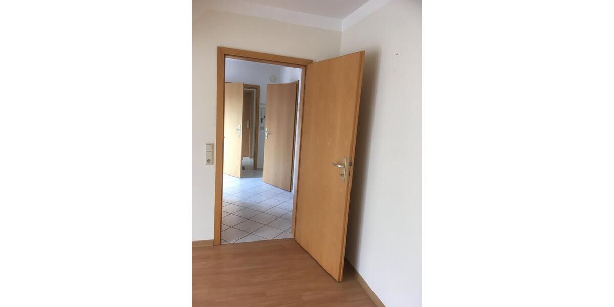 Dachgeschoßwohnung Hemmoor - 3 Zimmer, 75 m&sup2;, 690&euro; | Angebot:24611059