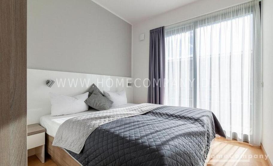MöbliertFurnished 4-Zimmer Apartment in Dresden-Altstadt 6 Personen zimmer