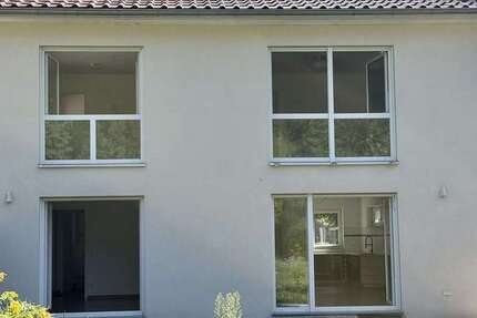 Haus Rüdersdorf bei Berlin - 5 Zimmer, 170 m&sup2;, 1.950&euro; | Angebot:27680774