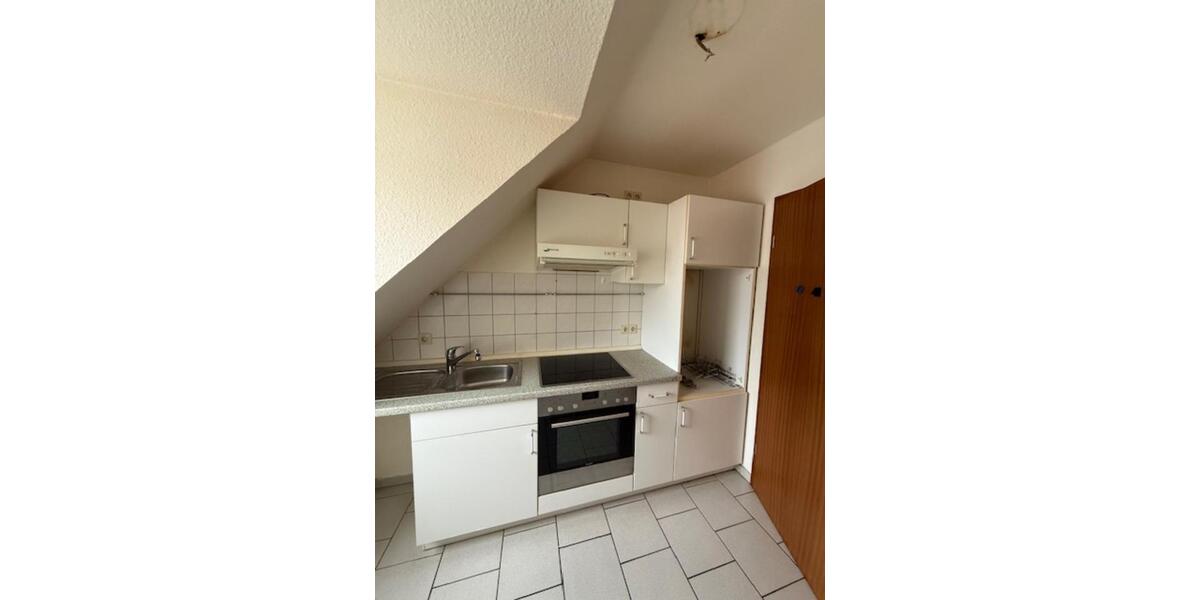 Dachgeschoßwohnung Parchim - 2 Zimmer, 48 m&sup2;, 410&euro; | Angebot:25868137