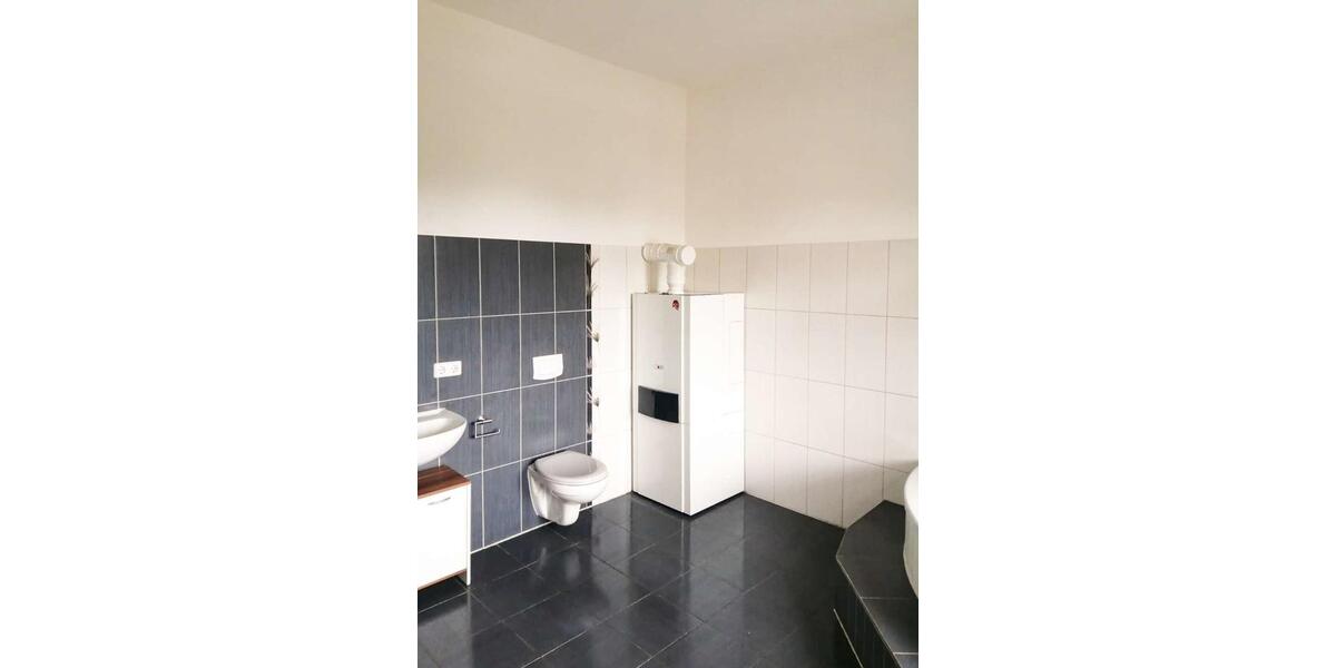 Etagenwohnung Eilenburg - 4 Zimmer, 99 m&sup2;, 693&euro; | Angebot:24571770