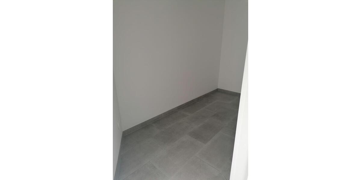Erdgeschoßwohnung Waldsassen - 3 Zimmer, 85 m&sup2;, 750&euro; | Angebot:26496150