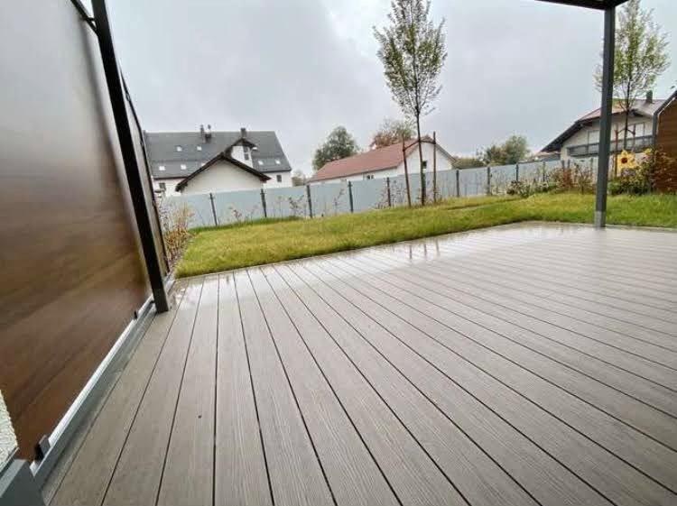 Erdgeschoßwohnung Deggendorf - 3 Zimmer, 91 m&sup2;, 1.355&euro; | Angebot:26048591