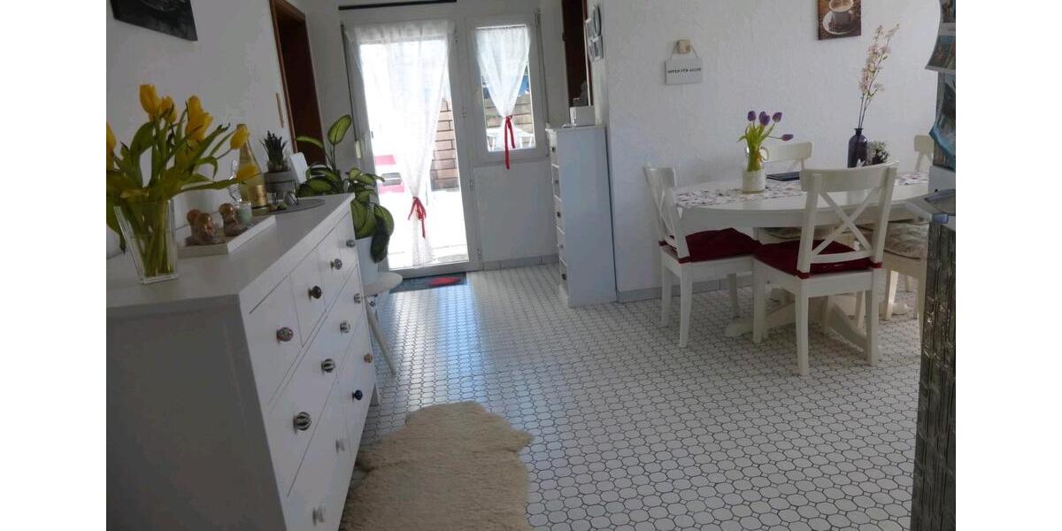 Erdgeschoßwohnung Lauchringen - 2 Zimmer, 75 m&sup2;, 1.070&euro; | Angebot:24886369