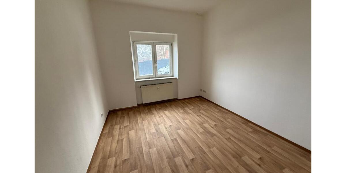 Etagenwohnung Plauen Alt Chrieschwitz - 2 Zimmer, 53 m&sup2;, 265&euro; | Angebot:26300863