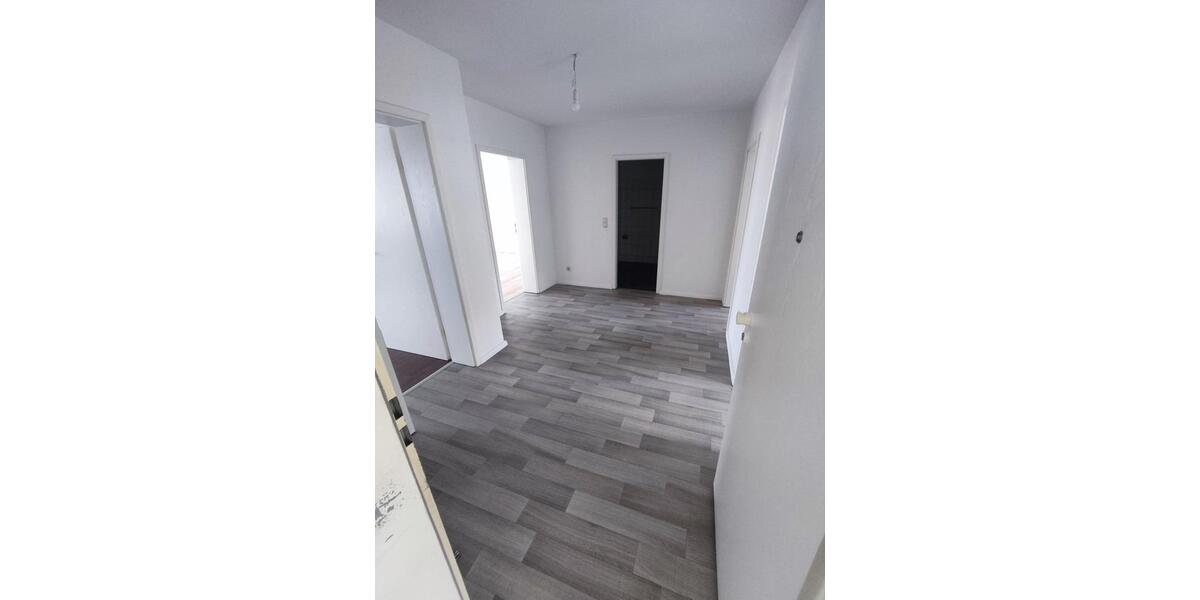 Etagenwohnung Mügeln - 3 Zimmer, 78 m&sup2;, 629&euro; | Angebot:23152323