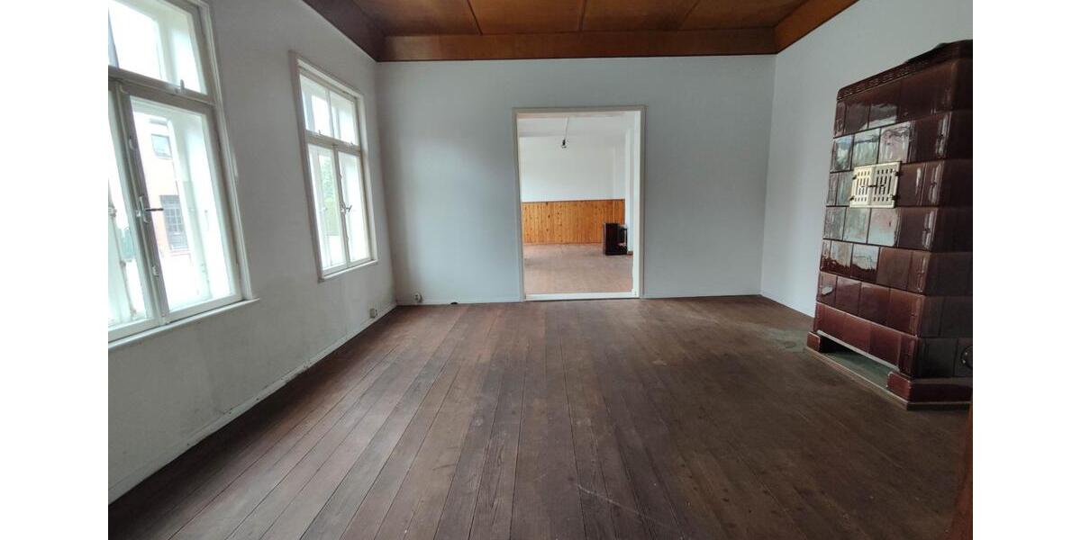Erdgeschoßwohnung Goldberg - 3 Zimmer, 150 m&sup2;, 900&euro; | Angebot:20011919