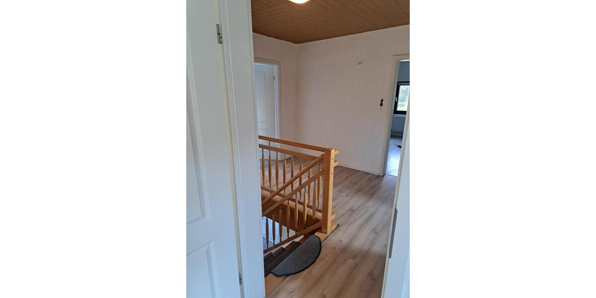 Einfamilienhaus Rahden - 9 Zimmer, 200 m&sup2;, 1.380&euro; | Angebot:24177655