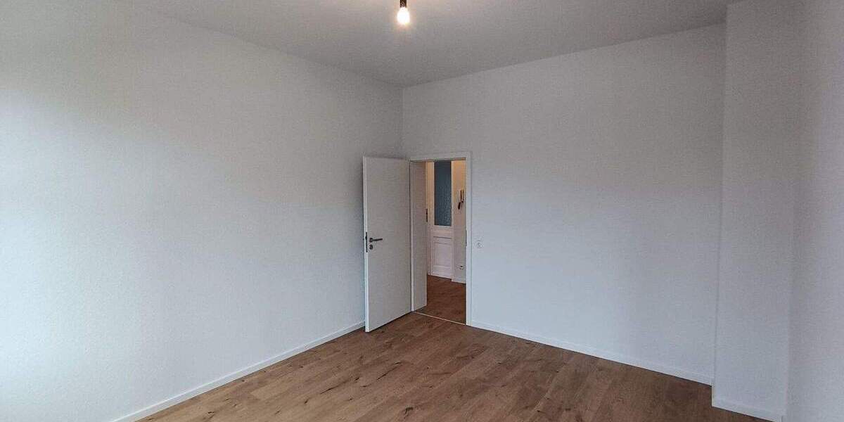 Etagenwohnung Reichenbach im Vogtland Reichenbach - 3 Zimmer, 66 m&sup2;, 420&euro; | Angebot:25769865