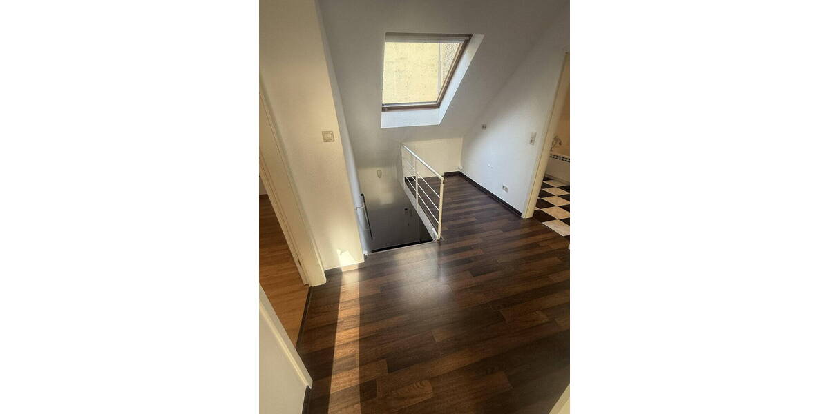 Einfamilienhaus Hannover Kleefeld - 4 Zimmer, 180 m&sup2;, 1.650&euro; | Angebot:26822287