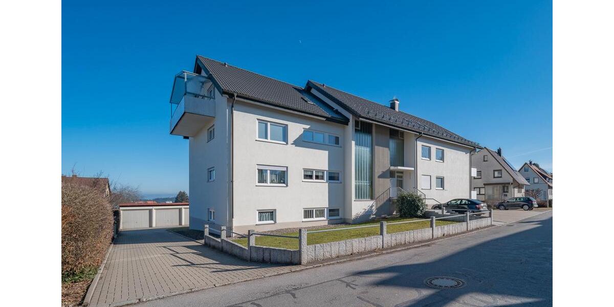 Dachgeschoßwohnung Mönchweiler - 3 Zimmer, 82 m&sup2;, 810&euro; | Angebot:24126601