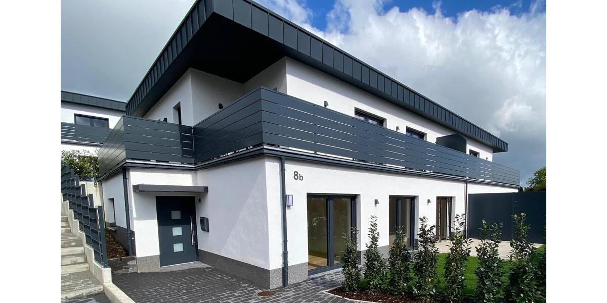 Erdgeschoßwohnung Bad Wildungen - 3 Zimmer, 105 m&sup2;, 1.260&euro; | Angebot:26495096