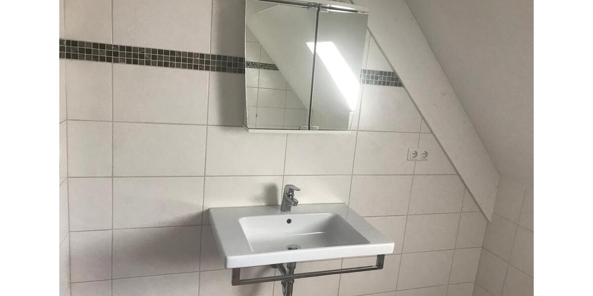 Dachgeschoßwohnung Geiselwind - 2 Zimmer, 575&euro; | Angebot:24455518