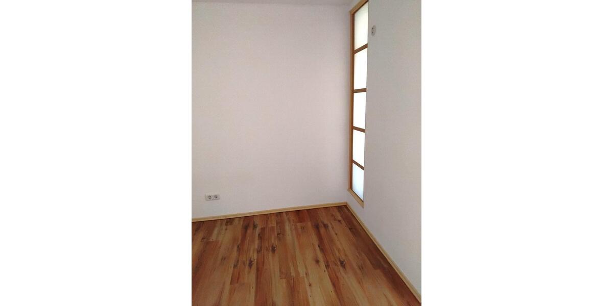 Etagenwohnung Leisnig - 2 Zimmer, 50 m&sup2;, 260&euro; | Angebot:26181885