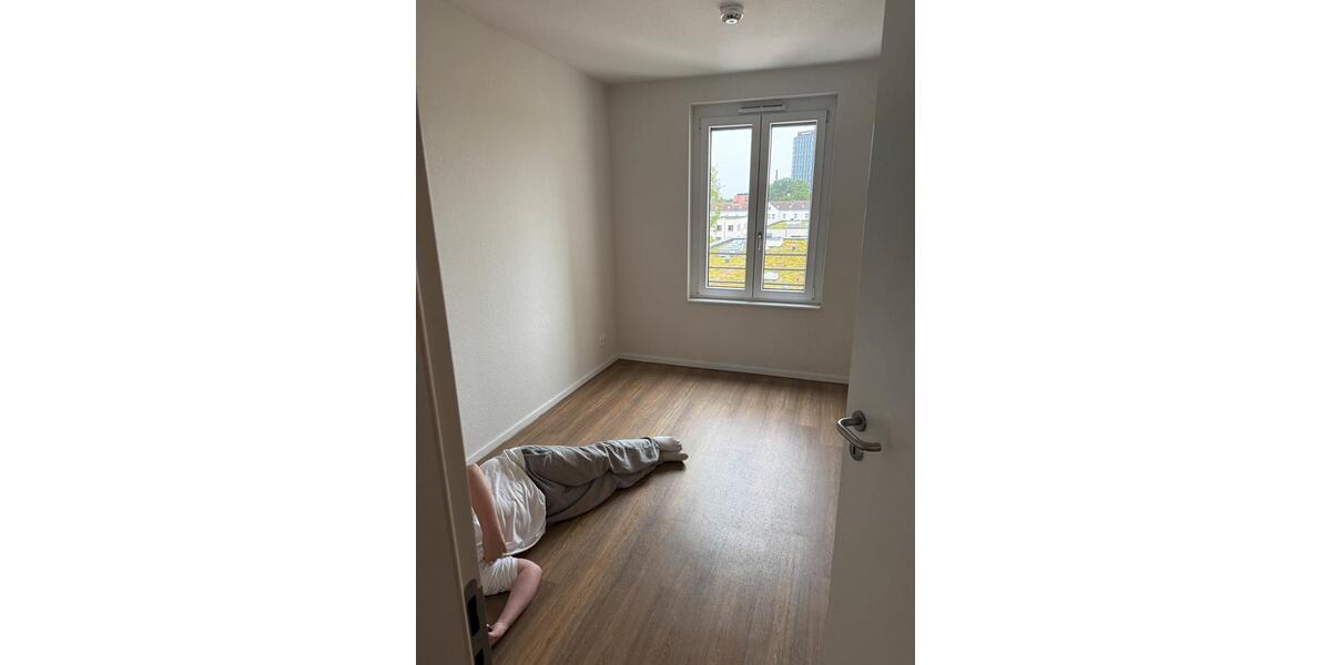 Etagenwohnung Braunschweig - 3 Zimmer, 84 m&sup2;, 1.065&euro; | Angebot:26600941