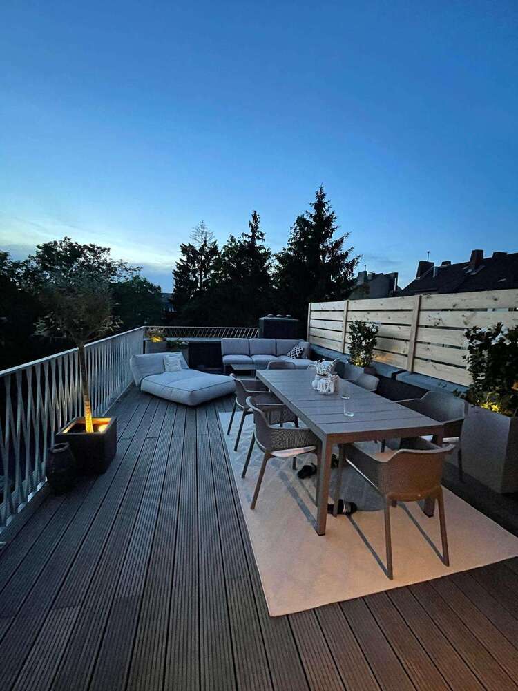 Wohnung zum Mieten in Aachen 2.100 € 129.72 m²