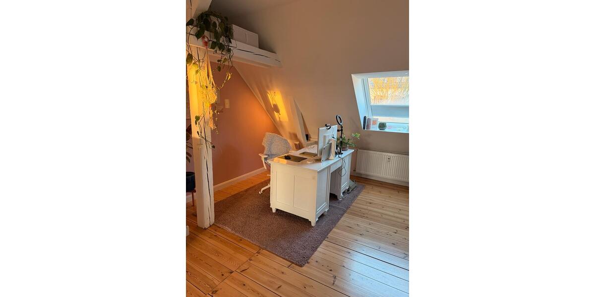 Maisonettenwohnung Kiel Wik - 5 Zimmer, 152 m&sup2;, 1.800&euro; | Angebot:26049707