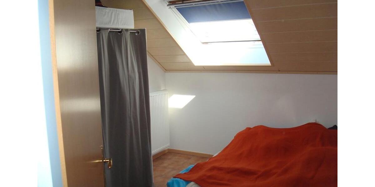 Dachgeschoßwohnung Asbach - 3 Zimmer, 90 m&sup2;, 720&euro; | Angebot:26042108