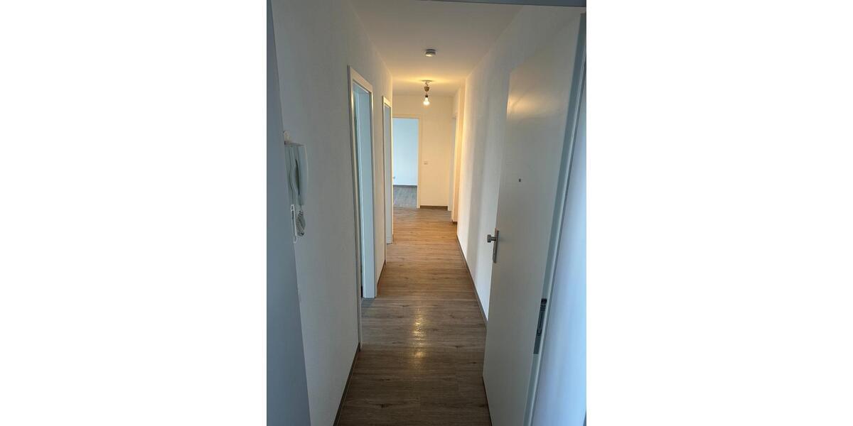 Etagenwohnung Landsberg am Lech Ellighofen - 4 Zimmer, 82 m&sup2;, 1.260&euro; | Angebot:24757007