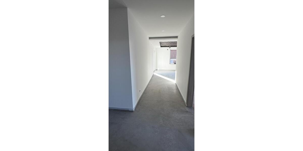 Erdgeschoßwohnung Cleebronn - 3 Zimmer, 116 m&sup2;, 1.300&euro; | Angebot:25985918