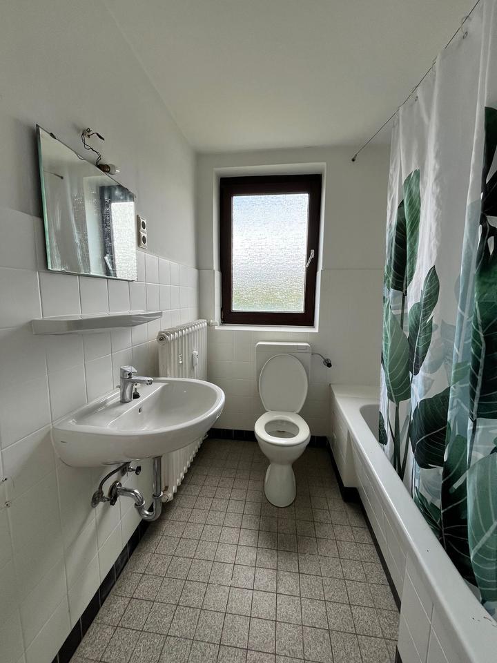 Wunderschöne, renovierte 2 Zimmerwohnung zum Wohlfühlen in grüner Umgebung! zimmer