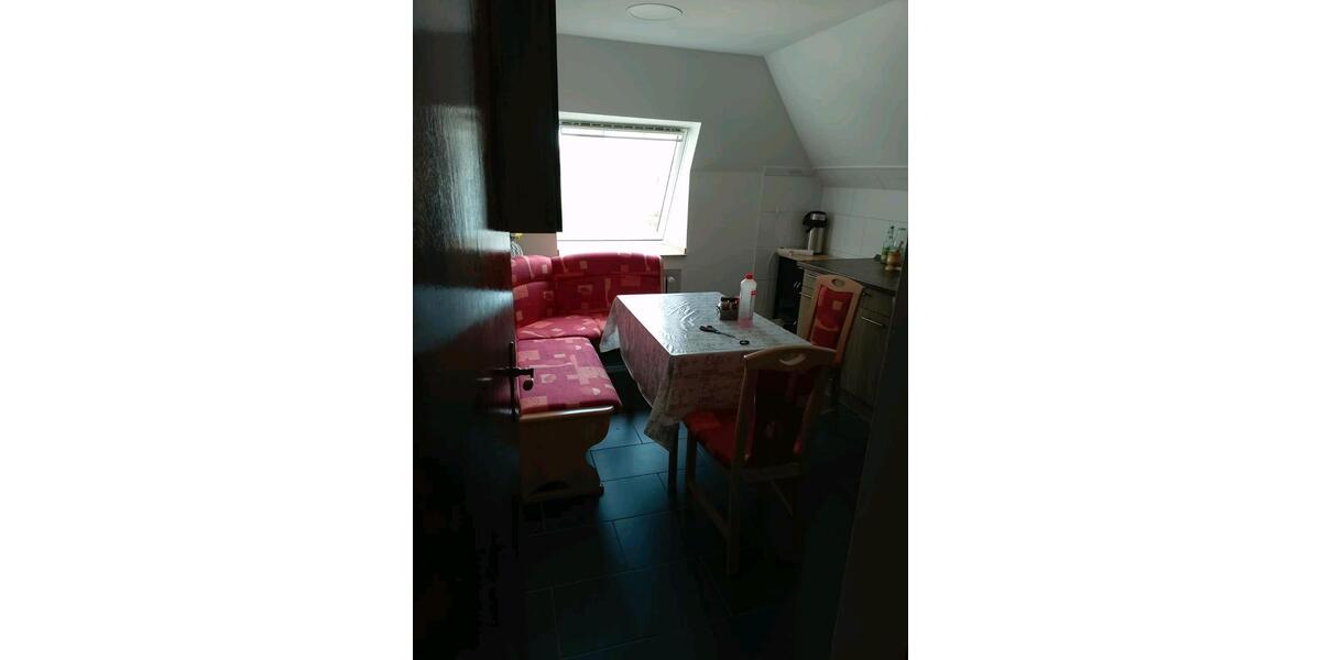 Dachgeschoßwohnung Itzehoe - 3 Zimmer, 72 m&sup2;, 1.100&euro; | Angebot:23684587