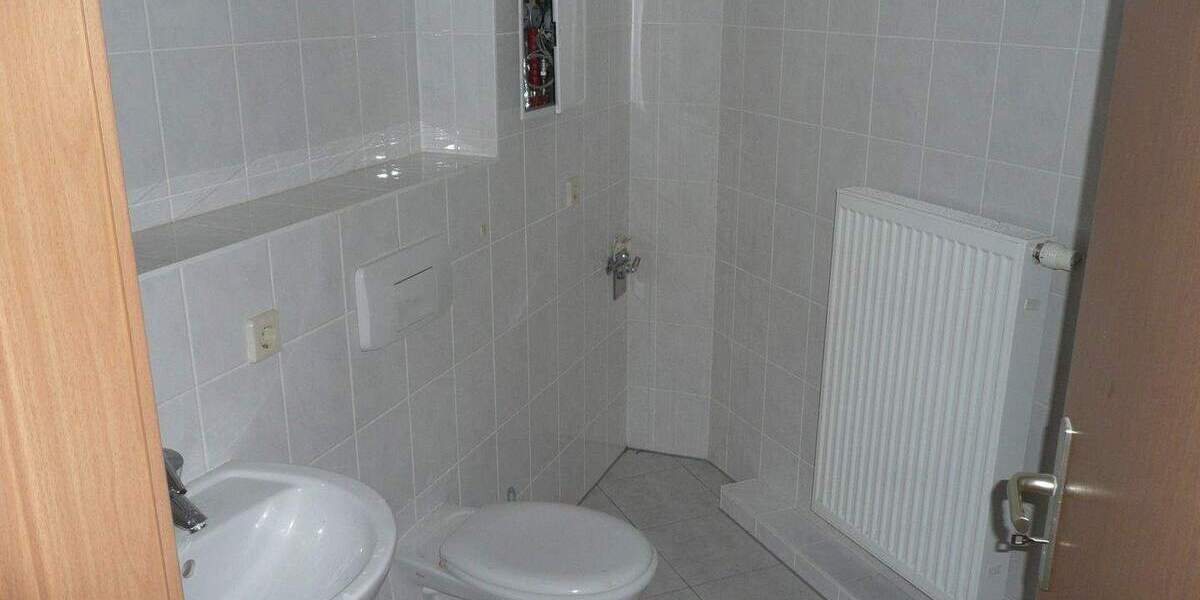 Etagenwohnung Pirna Sonnenstein - 2 Zimmer, 47 m&sup2;, 330&euro; | Angebot:25909295