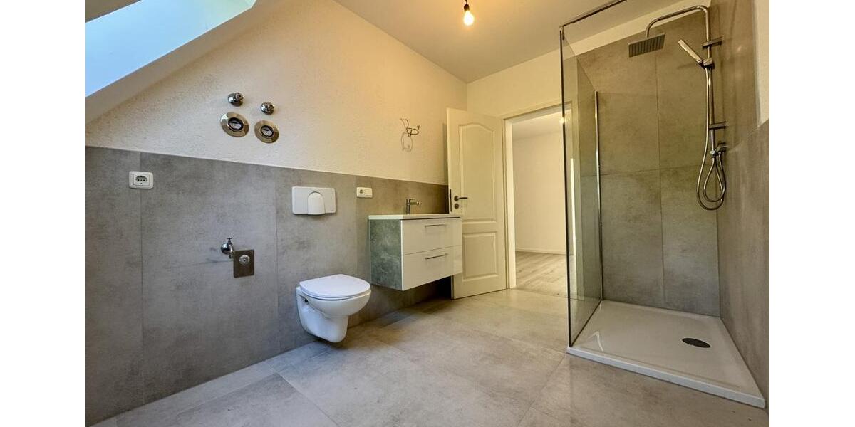 Dachgeschoßwohnung Magdeburg Nordwest - 4 Zimmer, 114 m&sup2;, 1.254&euro; | Angebot:26249667