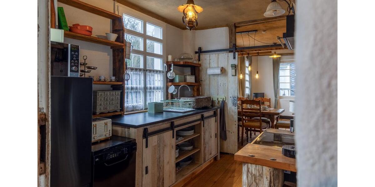 Wohnen auf Zeit Wermelskirchen - 3 Zimmer, 120 m&sup2;, 110&euro; | Angebot:24729227